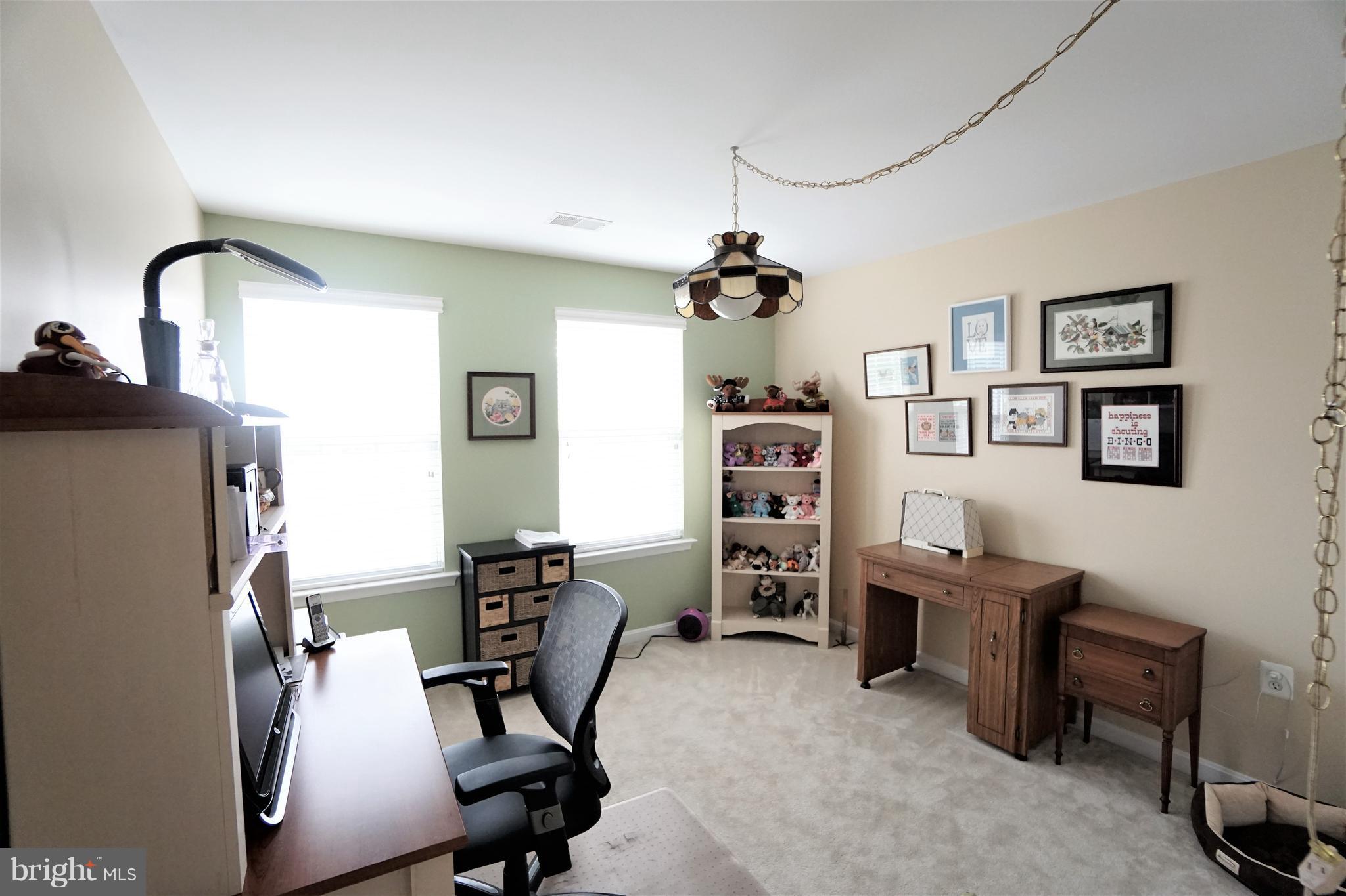621 Springhouse Square Southeast Leesburg, VA 20175 - Photo 14 of 27 Bedroom