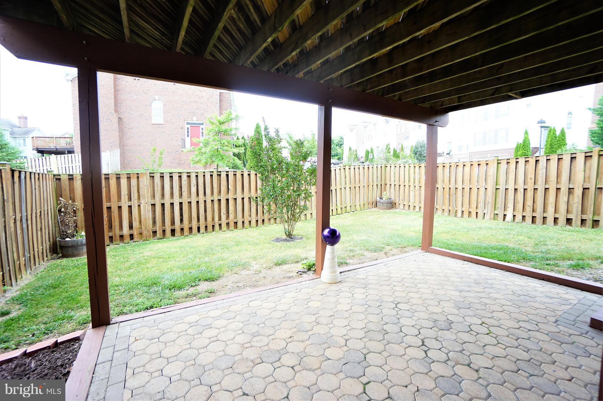 621 Springhouse Square Southeast Leesburg, VA 20175 - Photo 22 of 27 Patio
