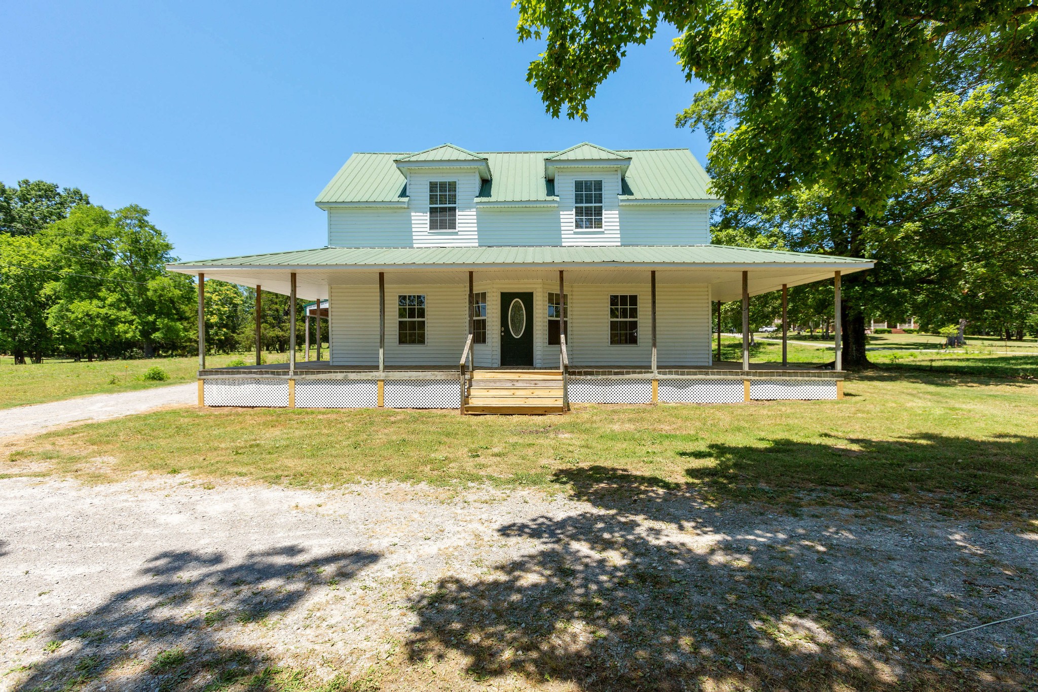 2440 Beasley Road Chapel Hill, TN 37034 - Photo 1 of 23 Gallery Image 1