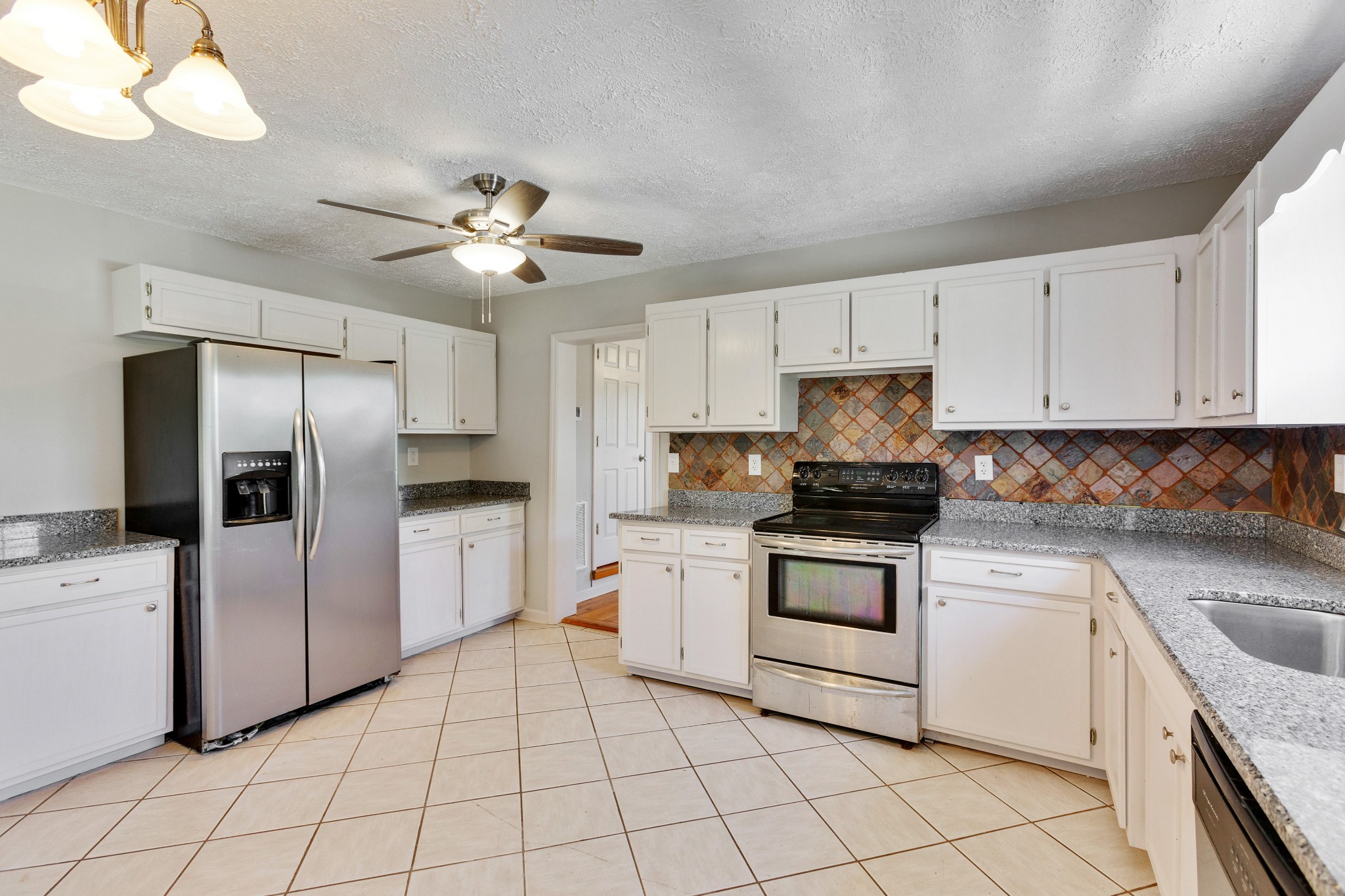 2440 Beasley Road Chapel Hill, TN 37034 - Photo 11 of 23 Gallery Image 11