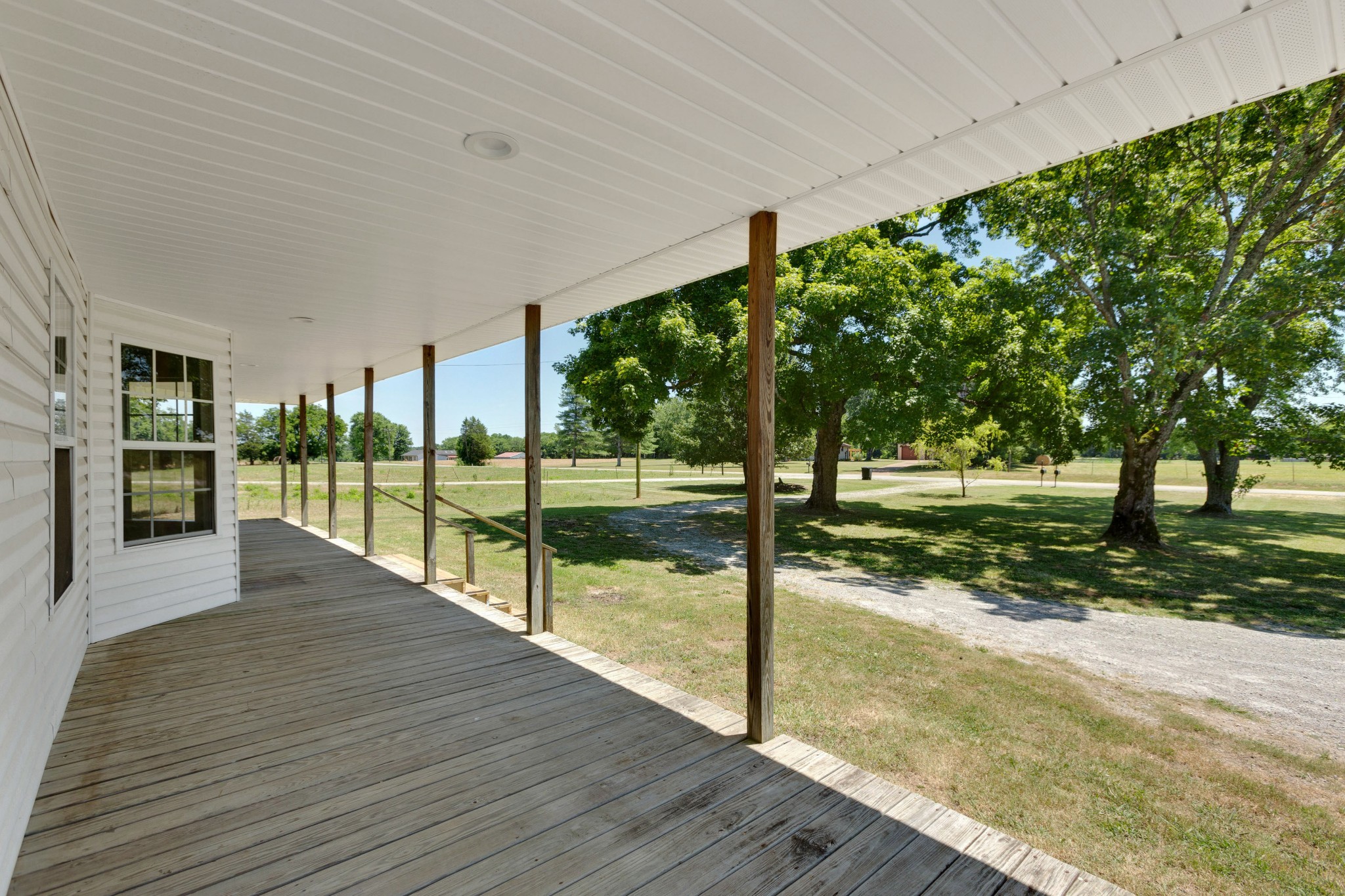 2440 Beasley Road Chapel Hill, TN 37034 - Photo 3 of 23 Gallery Image 3
