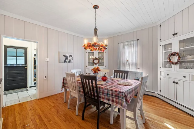 $335,000 | 202 Hickory Street, New Lenox, IL 60451