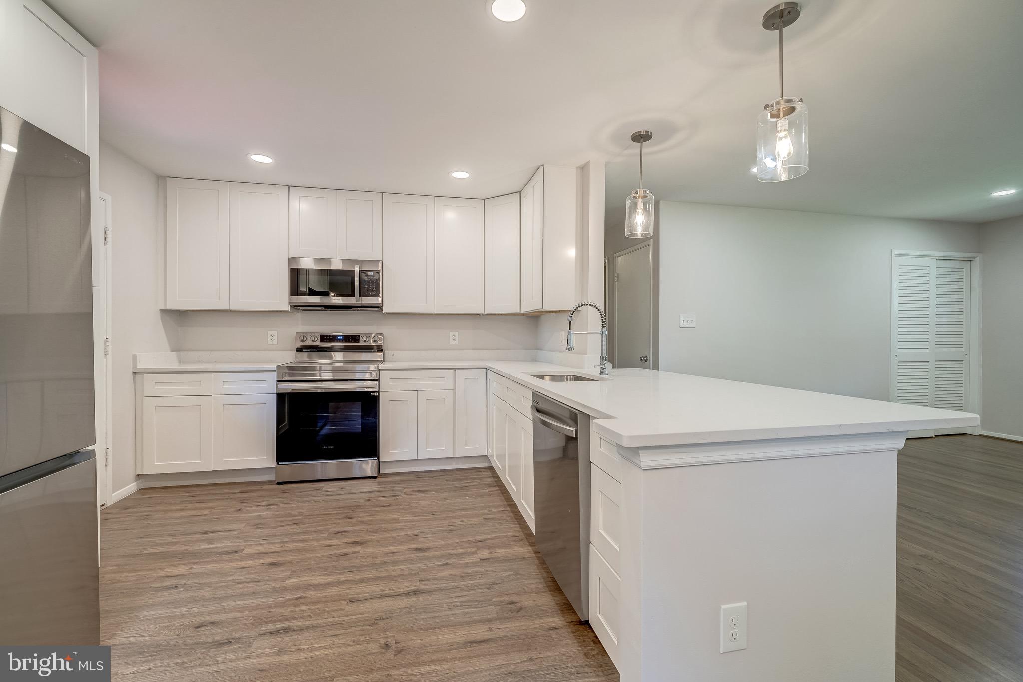 5414 Inverchapel Road Springfield, VA 22151 - Photo 11 of 34
