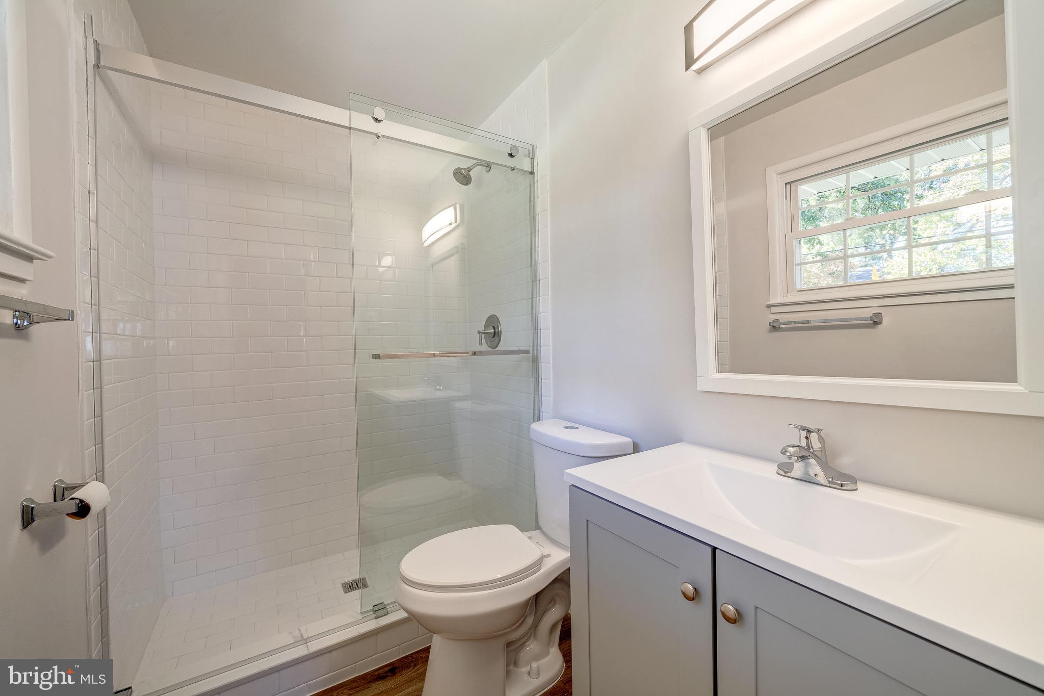 5414 Inverchapel Road Springfield, VA 22151 - Photo 15 of 34
