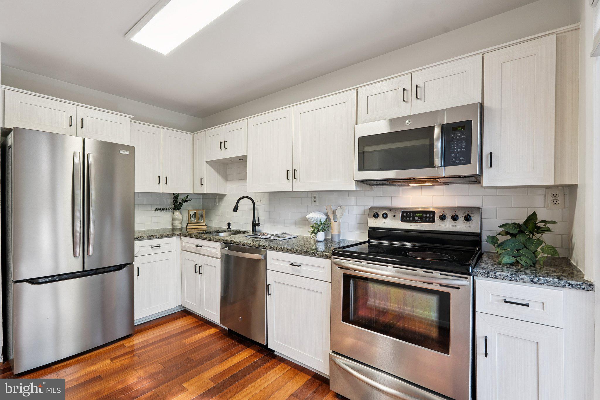 2101 Colts Neck Court Reston, VA 20191 - Photo 6 of 41 Gallery Image 6