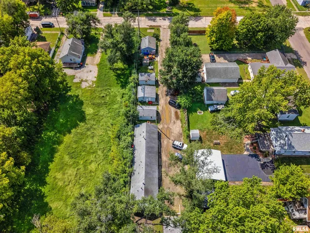 $289,000 | 523 Sanford Street, East Peoria, IL 61611