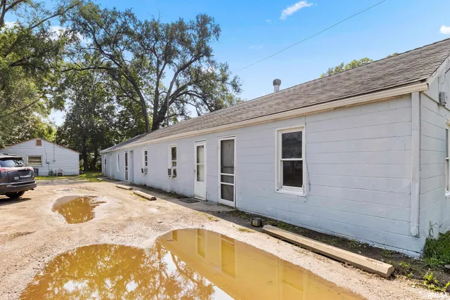 $289,000 | 523 Sanford Street, East Peoria, IL 61611