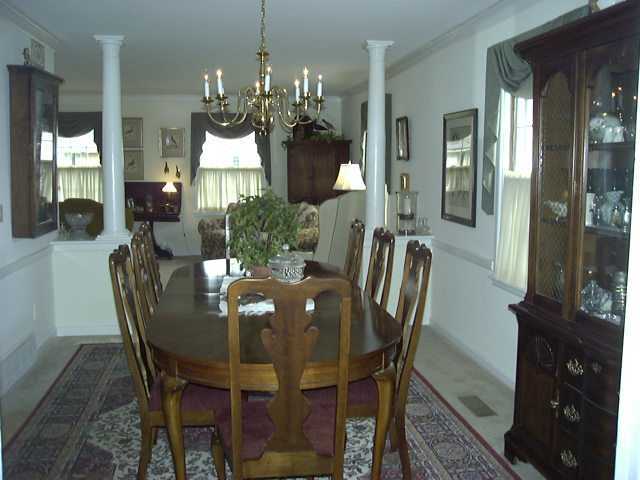 2632 Kent Road Columbus, OH 43221 - Photo 4 of 10