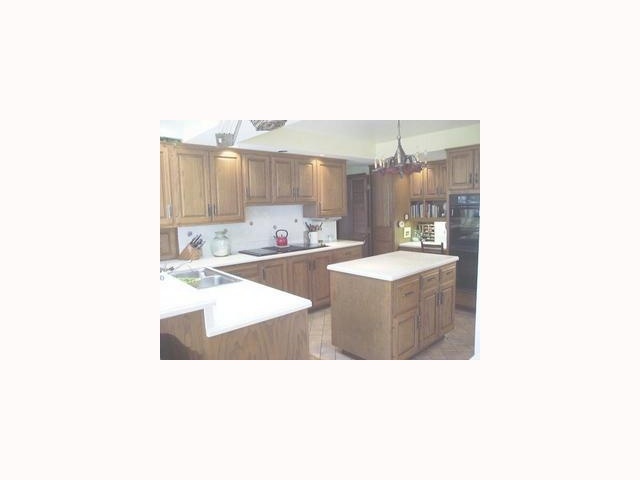 2632 Kent Road Columbus, OH 43221 - Photo 5 of 10