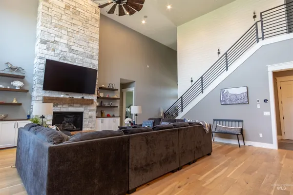 $1,670,000 | 204 South 82nd Street East, Burley, ID 83318
