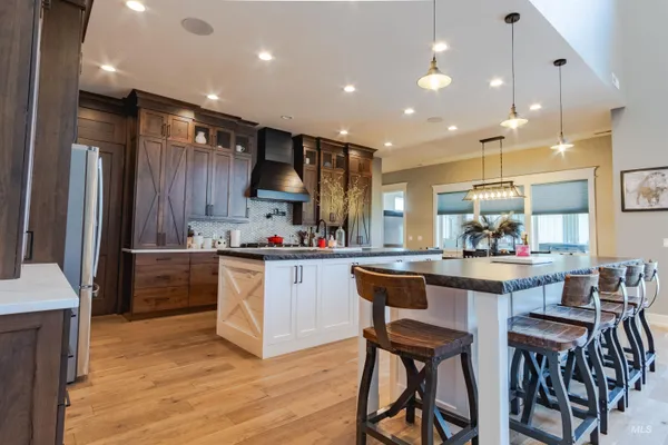 $1,670,000 | 204 South 82nd Street East, Burley, ID 83318