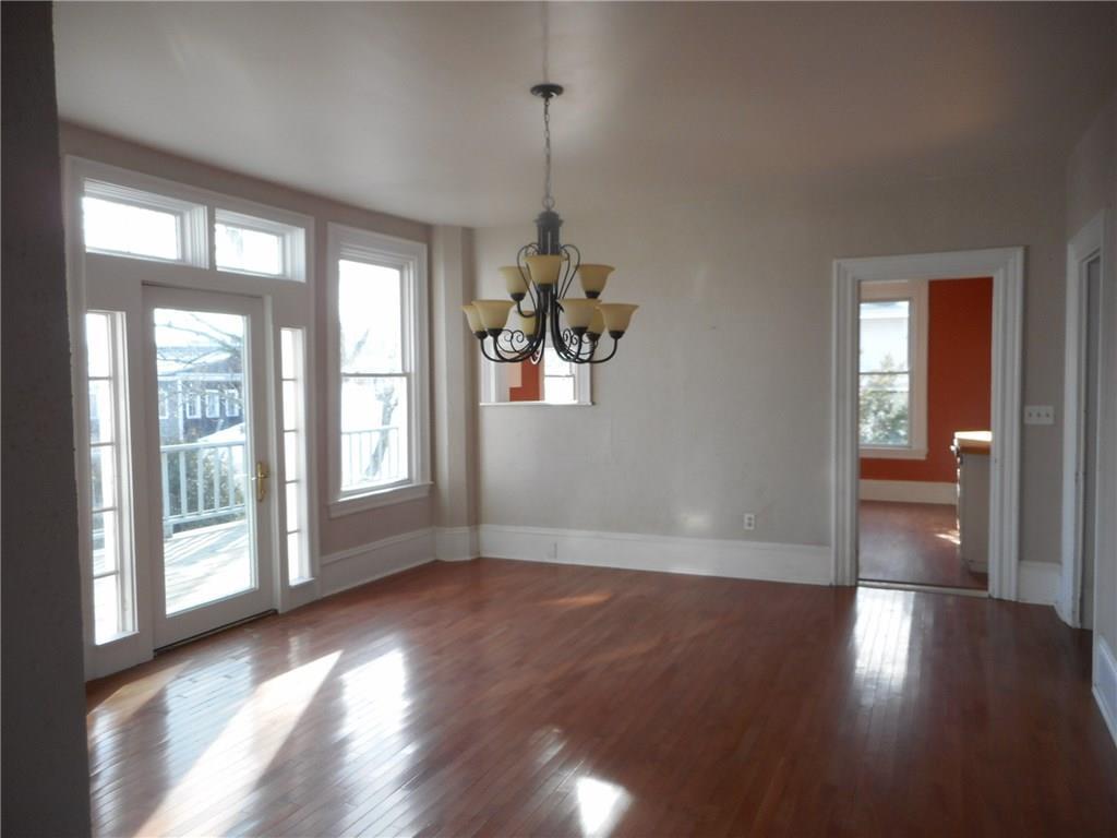 9 Lincoln Street Boothbay, ME 04544 - Photo 4 of 23 Photo