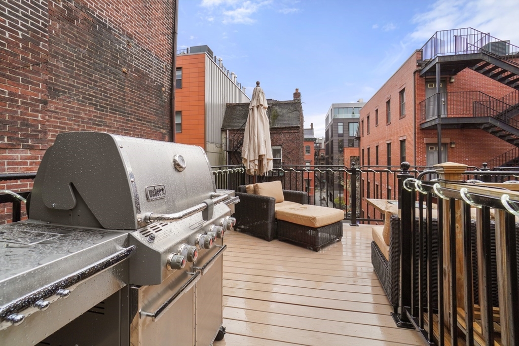 1 Worcester Square, Unit 2 Boston, MA 02118 - Photo 12 of 30