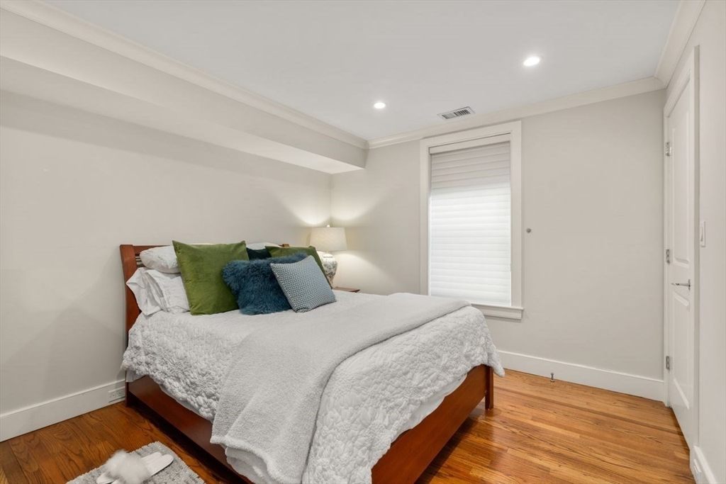 1 Worcester Square, Unit 2 Boston, MA 02118 - Photo 15 of 30
