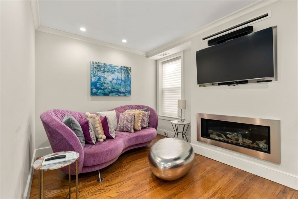 1 Worcester Square, Unit 2 Boston, MA 02118 - Photo 17 of 30