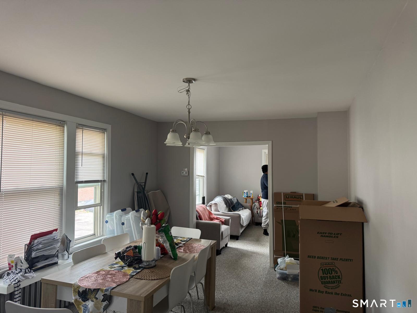 15 Rose Street, Unit 2 Stamford, CT 06906 - Photo 5 of 8