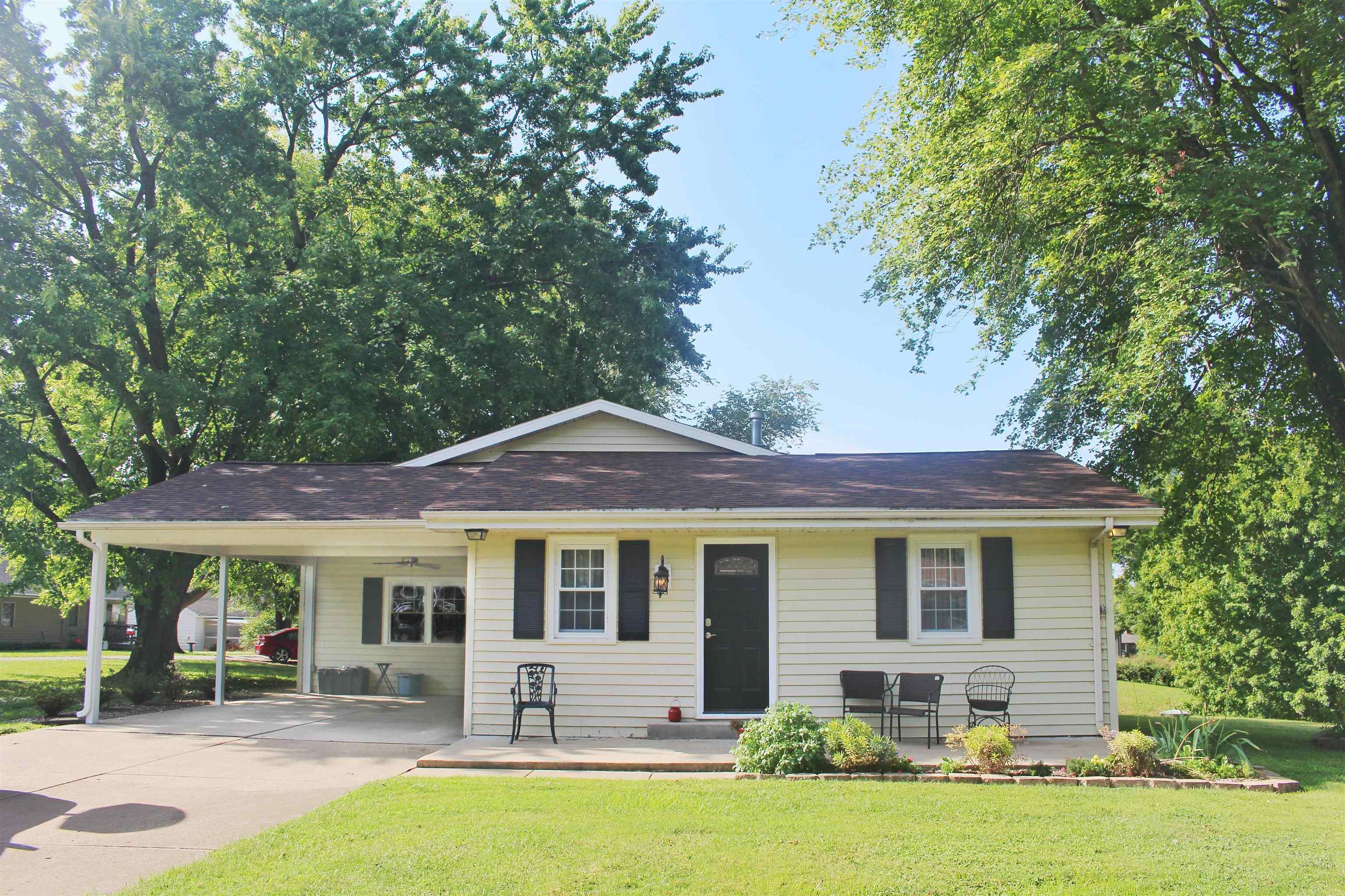 11617 Boberg Road Evansville, IN 47712 - Photo 1 of 25 Gallery Image 1