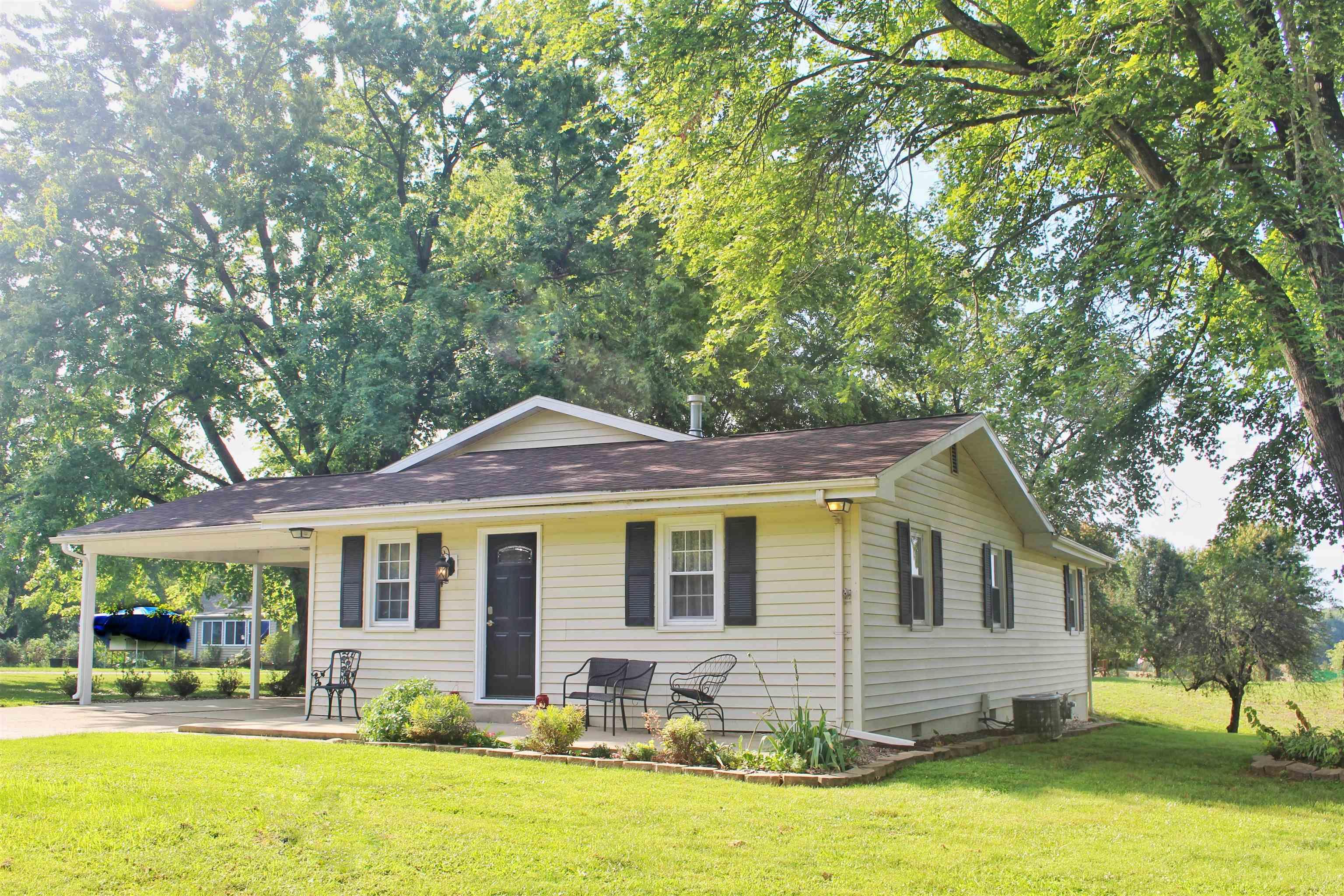 11617 Boberg Road Evansville, IN 47712 - Photo 2 of 25 Gallery Image 2