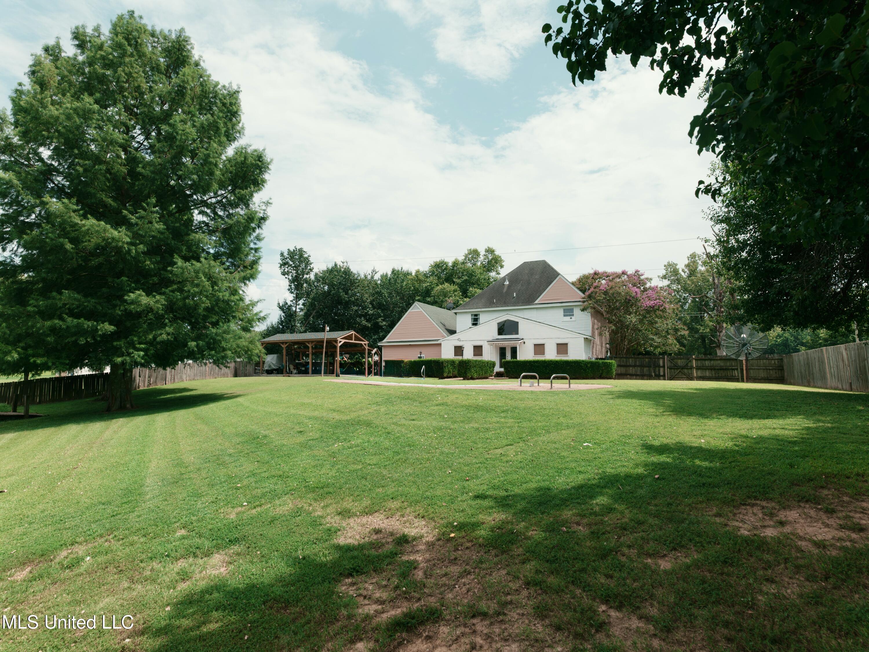 5730 Stateline Road Southaven, MS 38671 - Photo 19 of 20 Backyard2