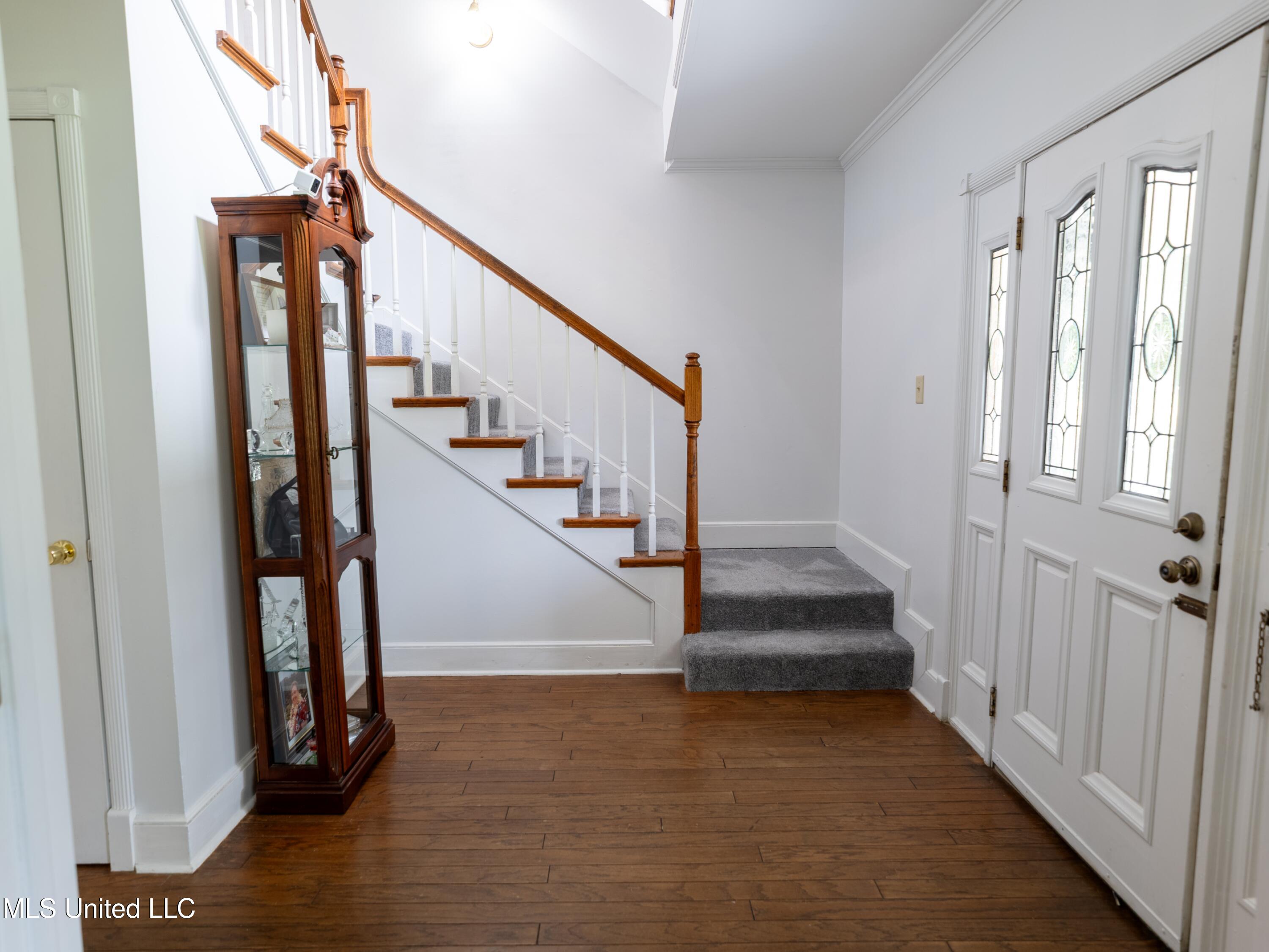 5730 Stateline Road Southaven, MS 38671 - Photo 4 of 20 Foyer