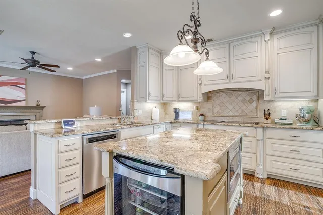 $769,900 | 4408 Lost Creek Boulevard, Fort Worth, TX 76008