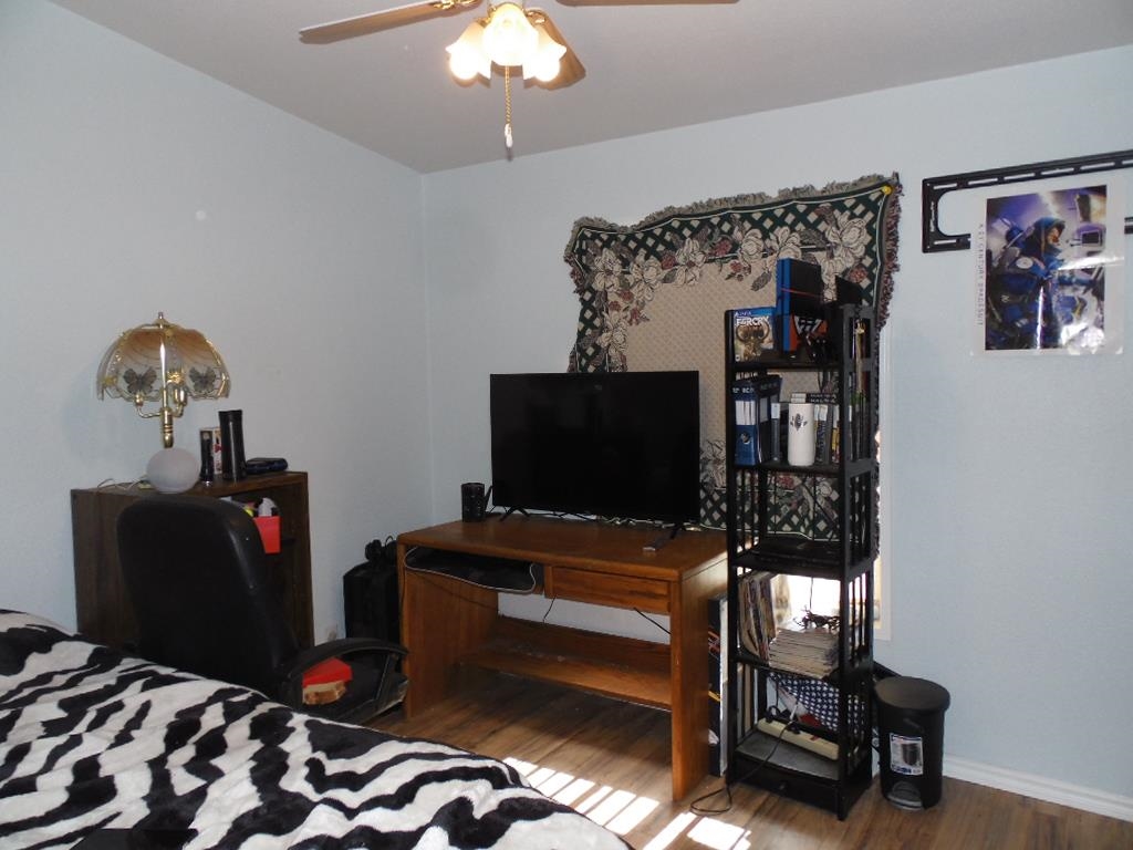 209 North F Street Sprague, WA 99032 - Photo 11 of 23