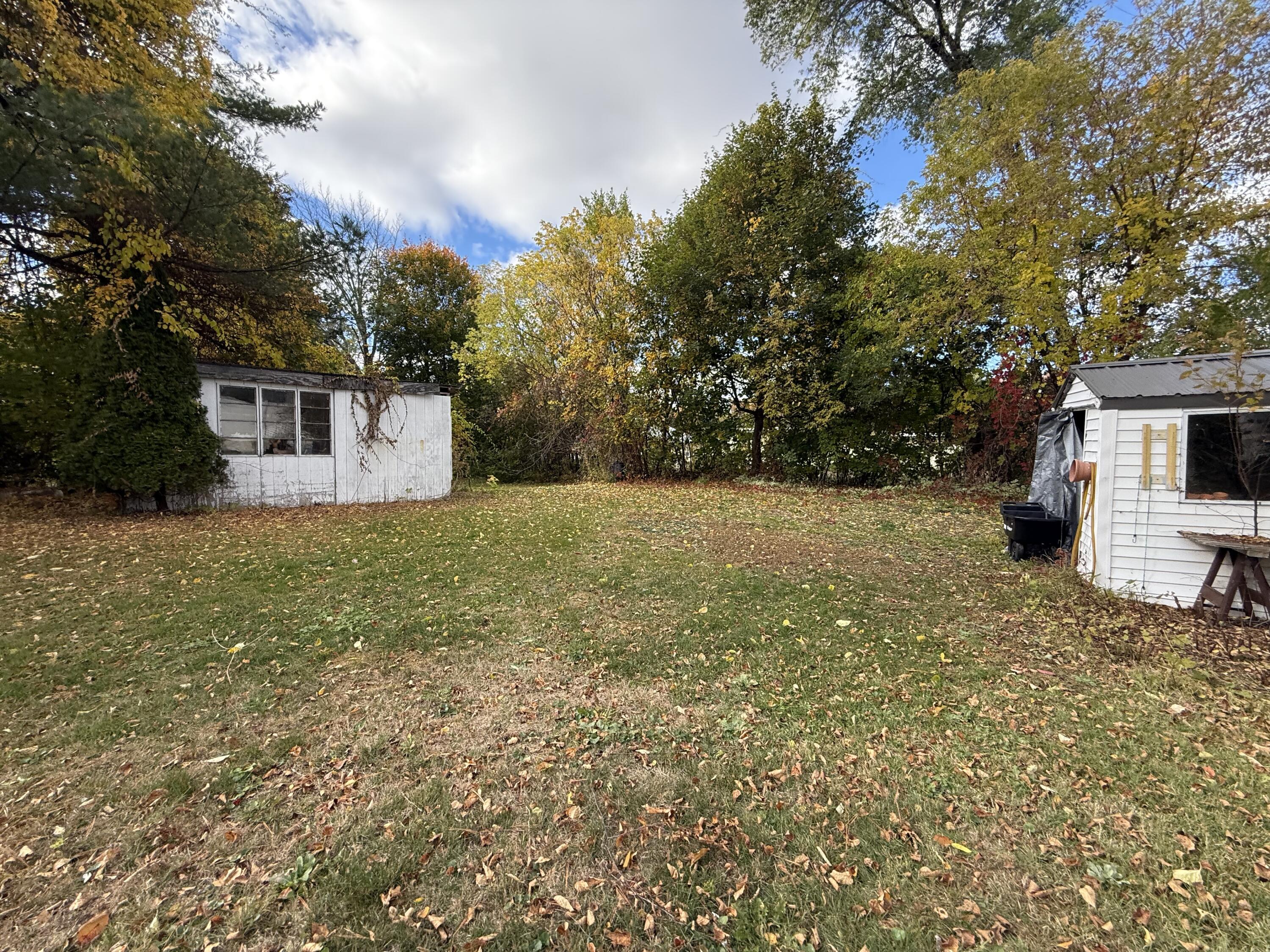 13 Colony Place Millinocket, ME 04462 - Photo 7 of 32 IMG_5879
