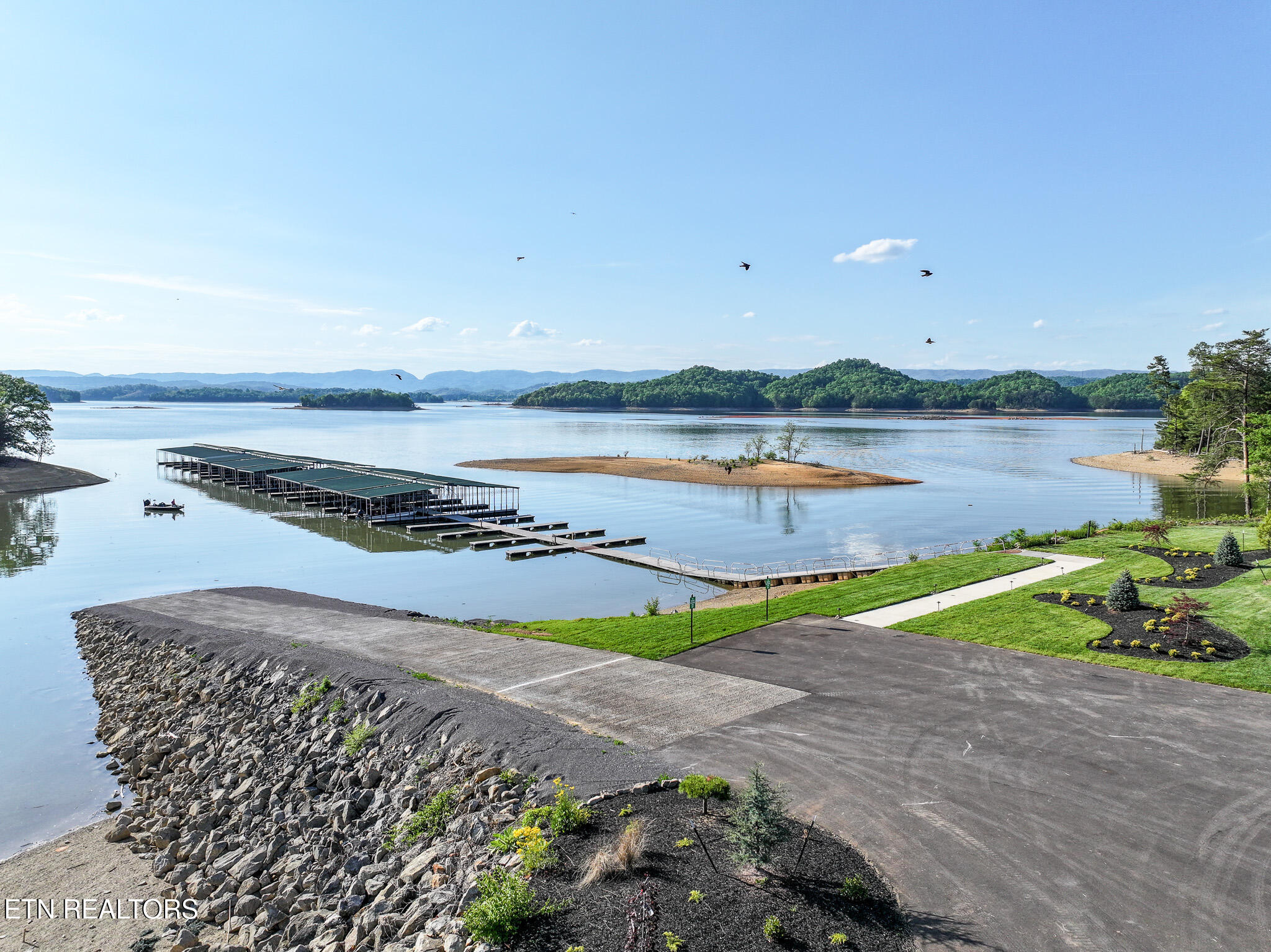 Waterview Way Morristown, TN 37814 - Photo 14 of 16 DJI_20250428180159_0704_D