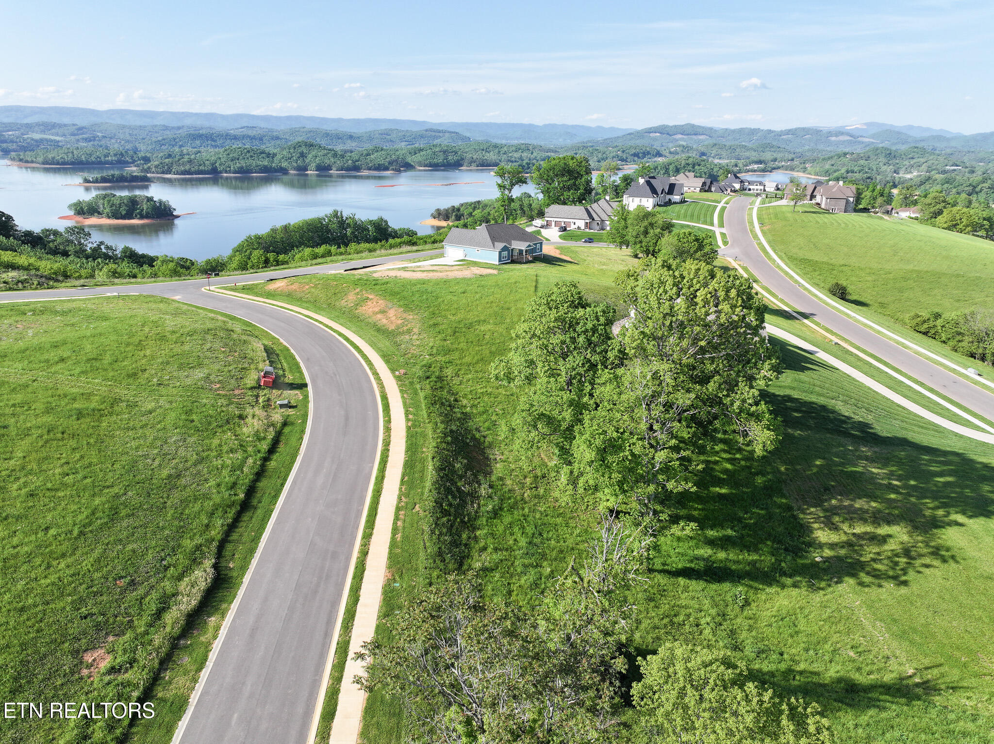 Waterview Way Morristown, TN 37814 - Photo 5 of 16 DJI_20250428173302_0669_D