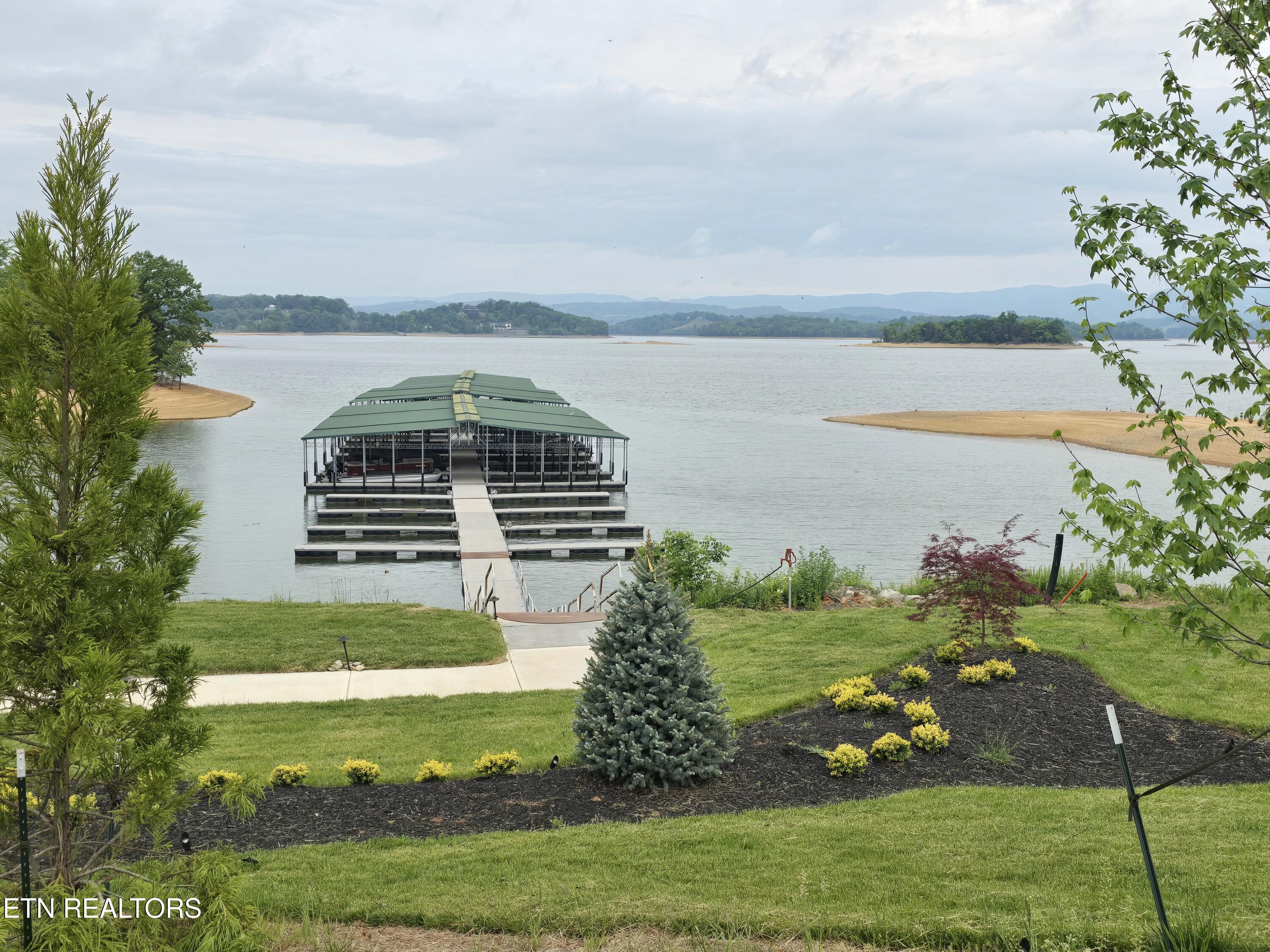 Waterview Way Morristown, TN 37814 - Photo 6 of 16 Dock area