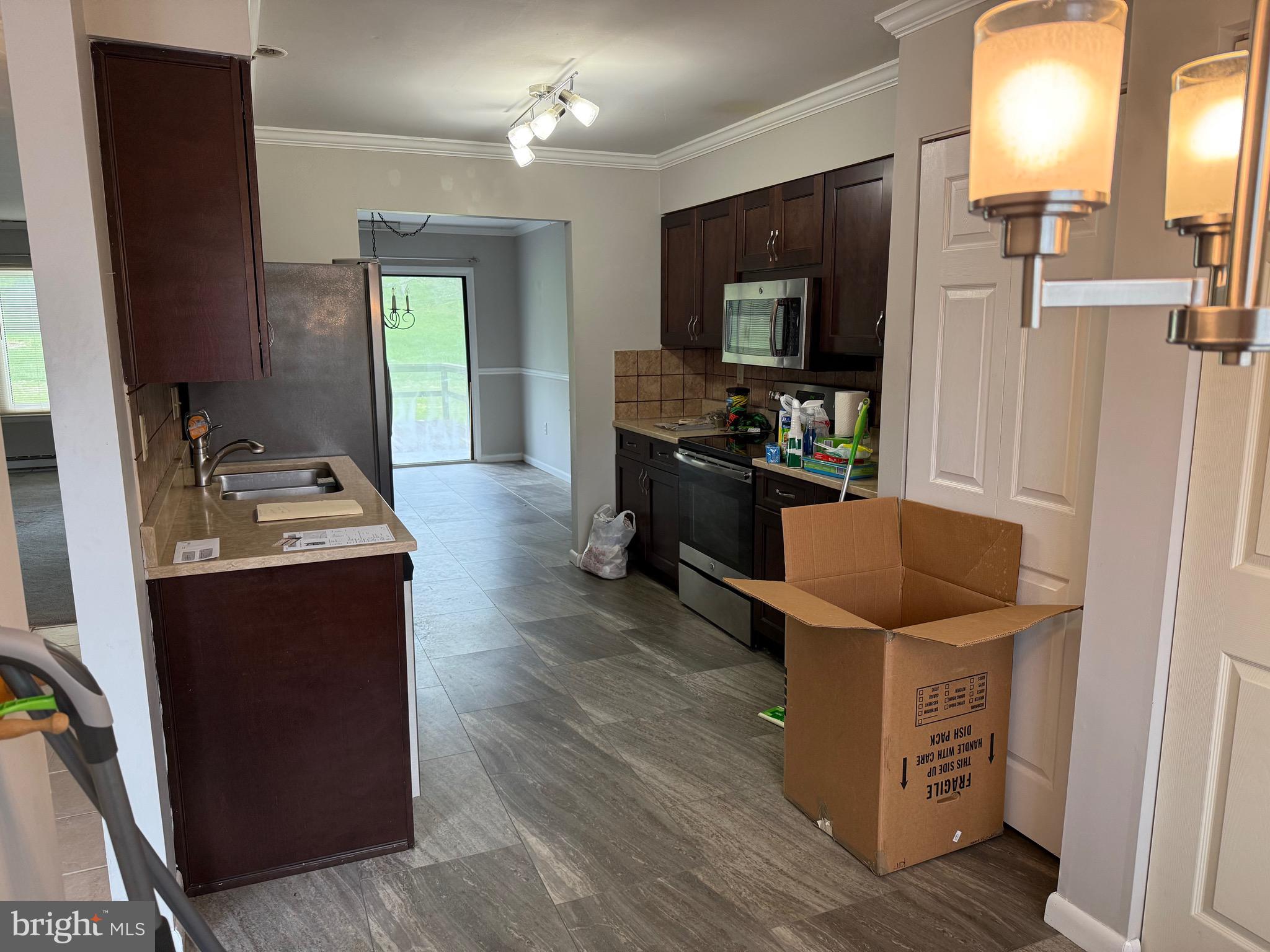 204 Village Road Orwigsburg, PA 17961 - Photo 4 of 16