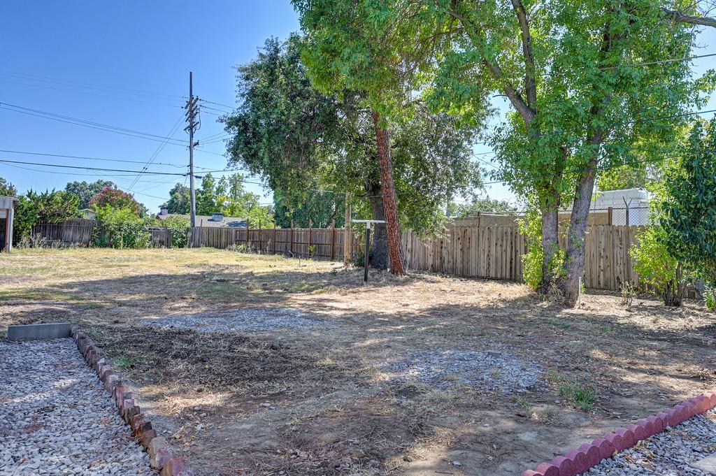 2820 Fruitridge Road Sacramento, CA 95820 - Photo 43 of 68
