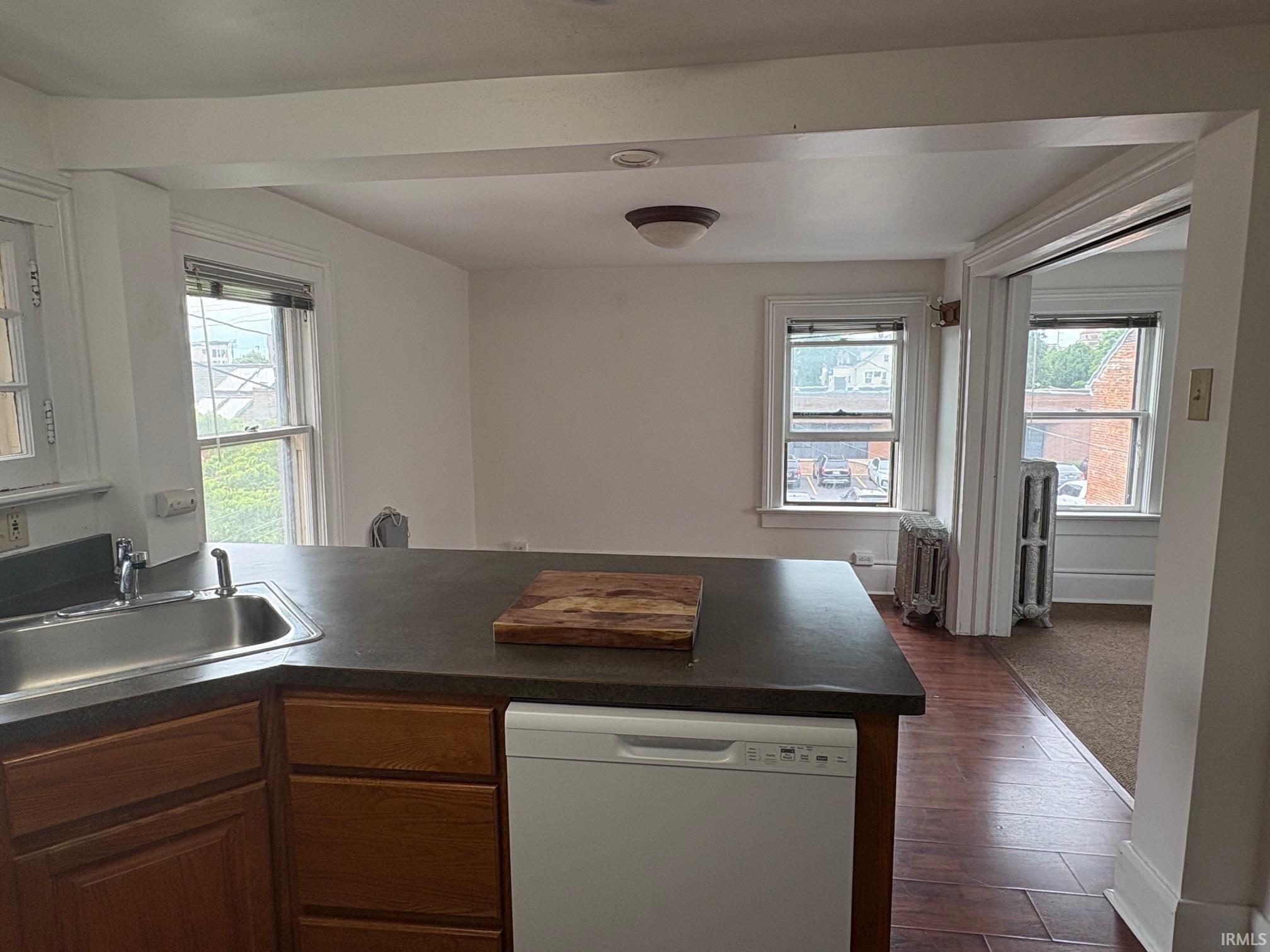511 West Wayne Street, Unit 201 Fort Wayne, IN 46802 - Photo 3 of 8