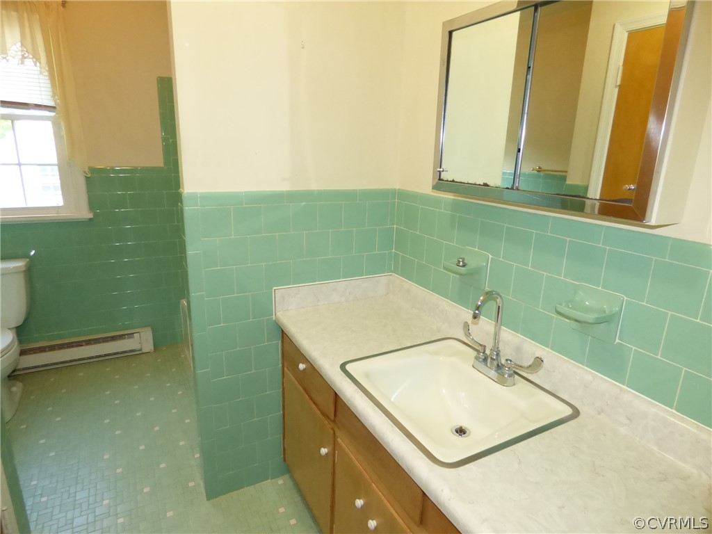 2419 Meadow Road Sandston, VA 23150 - Photo 25 of 30 Gallery Image 25