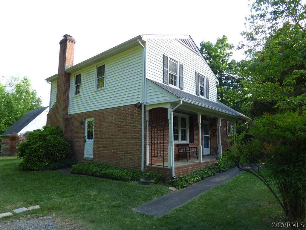 2419 Meadow Road Sandston, VA 23150 - Photo 4 of 30 Gallery Image 4