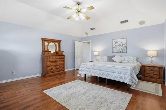 $885,000 | 215 Younger Ranch Road, Azle, TX 76020