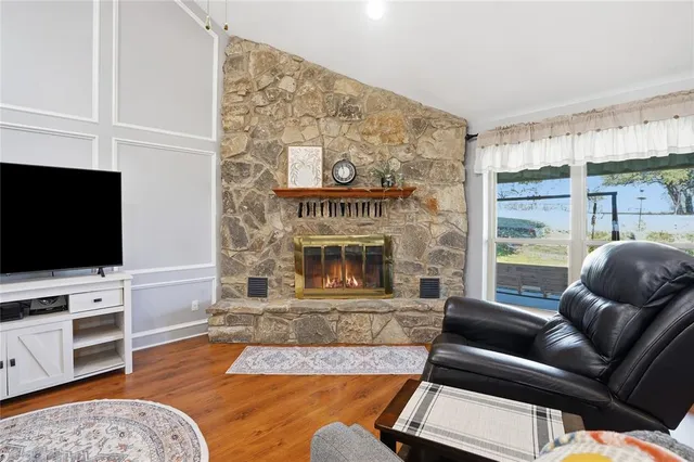 $885,000 | 215 Younger Ranch Road, Azle, TX 76020