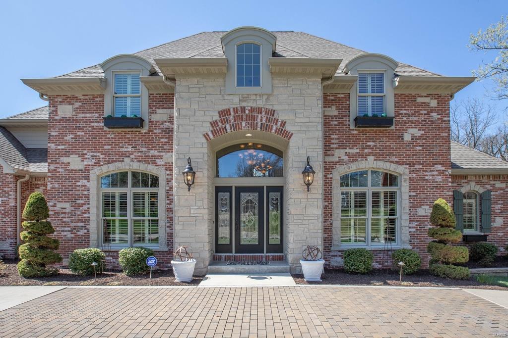 715 North Spoede Road Creve Coeur, MO 63141 - Photo 2 of 61 Gallery Image 2