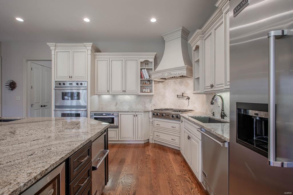 715 North Spoede Road Creve Coeur, MO 63141 - Photo 16 of 61 Gallery Image 16