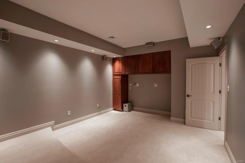 715 North Spoede Road Creve Coeur, MO 63141 - Photo 49 of 61 Gallery Image 49