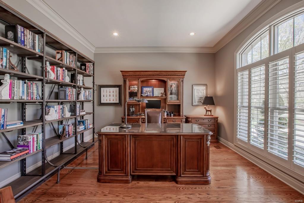 715 North Spoede Road Creve Coeur, MO 63141 - Photo 8 of 61 Gallery Image 8