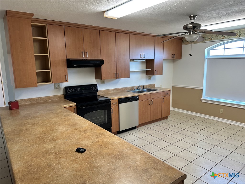 21464 Horned Frog Road Salado, TX 76571 - Photo 5 of 16