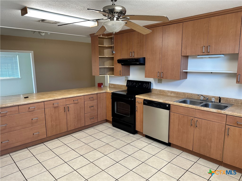 21464 Horned Frog Road Salado, TX 76571 - Photo 6 of 16