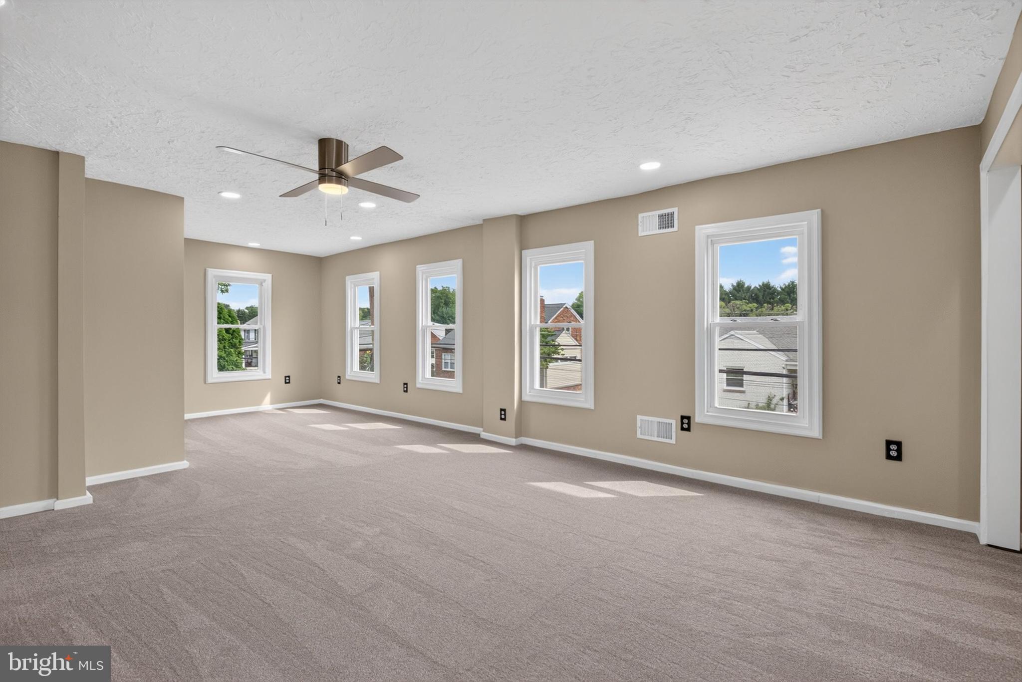 283 North Locust Point Road Mechanicsburg, PA 17050 - Photo 14 of 37 Gallery Image 14