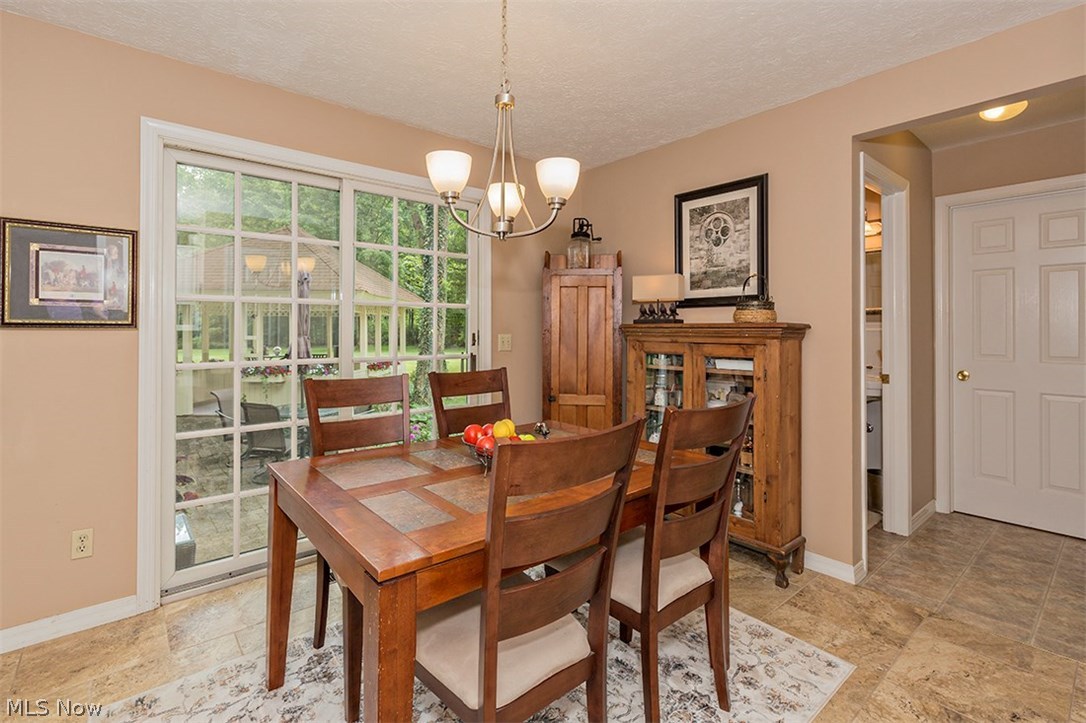 6575 Liberty Road Solon, OH 44139 - Photo 7 of 30 Gallery Image 7