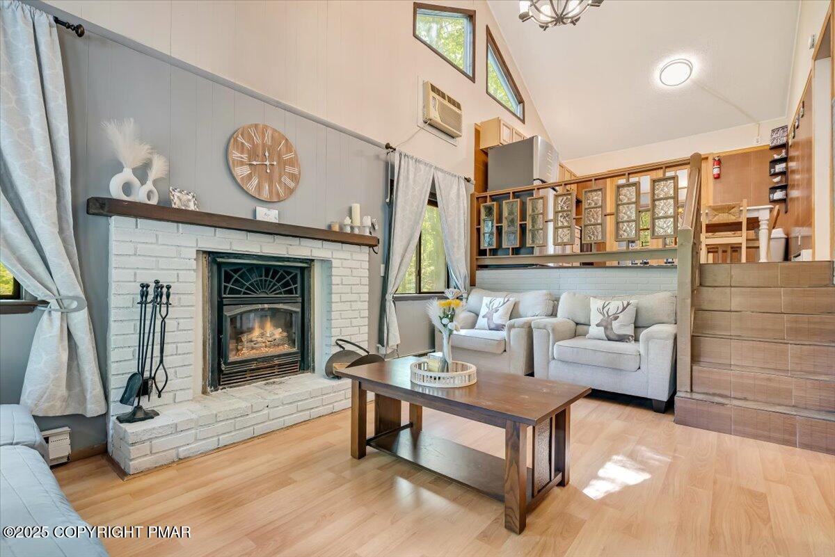 2108 Scarborough Way Bushkill, PA 18324 - Photo 102 of 105 Living Room/Open Floor Plan