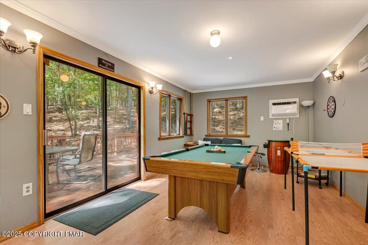 2108 Scarborough Way Bushkill, PA 18324 - Photo 31 of 105 Family Room/Sliders to Back Deck