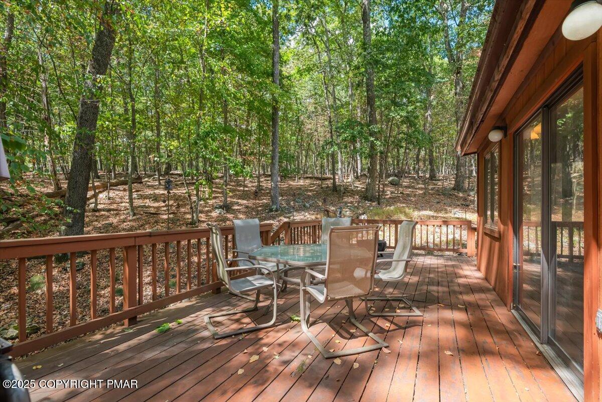 2108 Scarborough Way Bushkill, PA 18324 - Photo 56 of 105 Back Deck