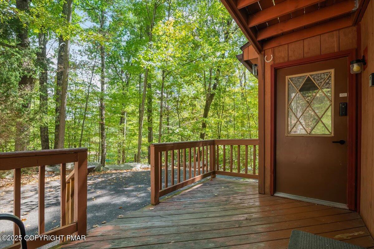 2108 Scarborough Way Bushkill, PA 18324 - Photo 10 of 105 Front Deck/Entry