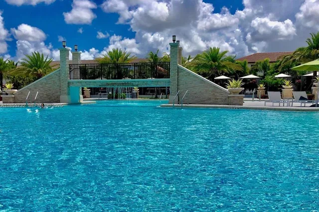 $5,490 | 7924 Northwest 105th Avenue, Unit 7924, Doral, FL 33178